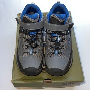Keen toddler Targhee mid WP hiking shoe